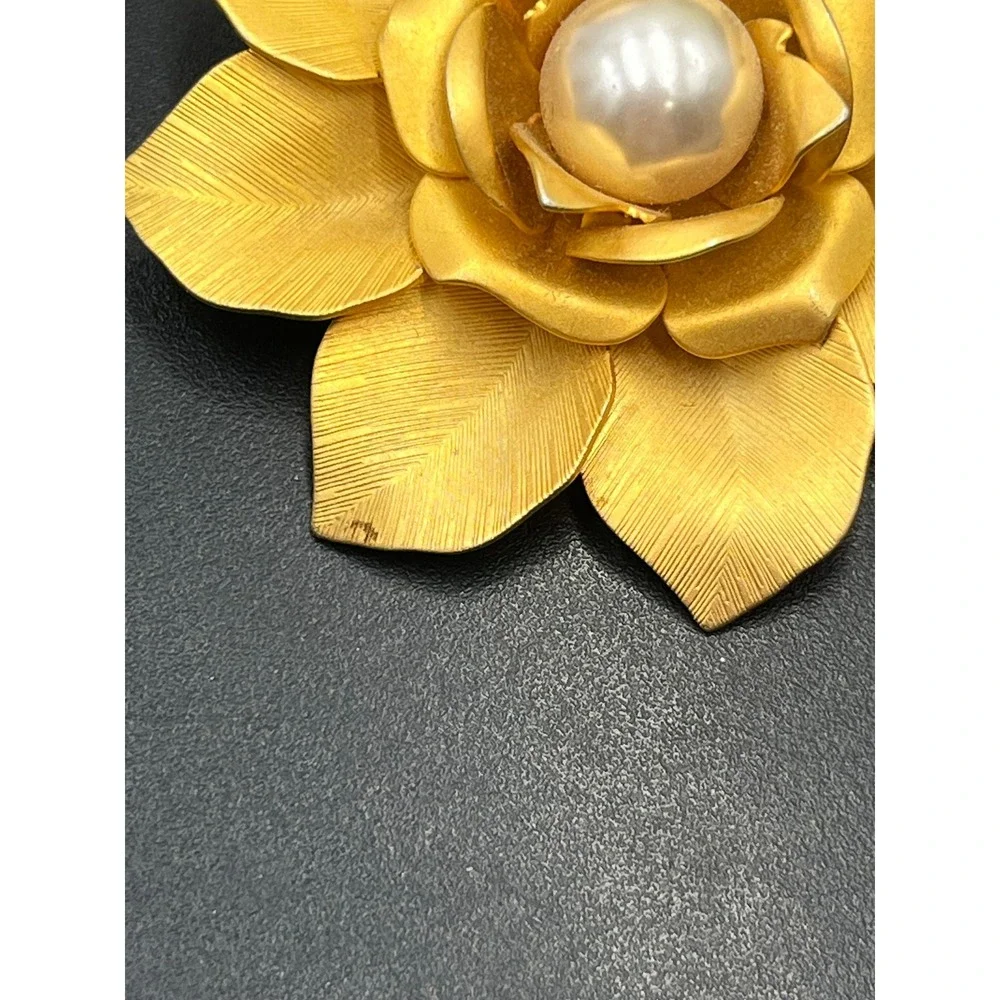 Large Vintage Etched Rose White Faux Pearl Center Matte Gold Tone Brooch  Flower